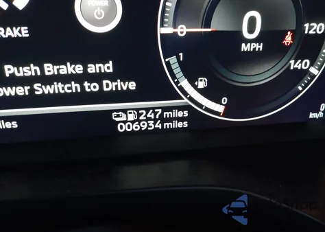 2025 Mitsubishi Outlander Phev Es S-Awc from USA, damaged, VIN JA4T5UA9XSZ001555